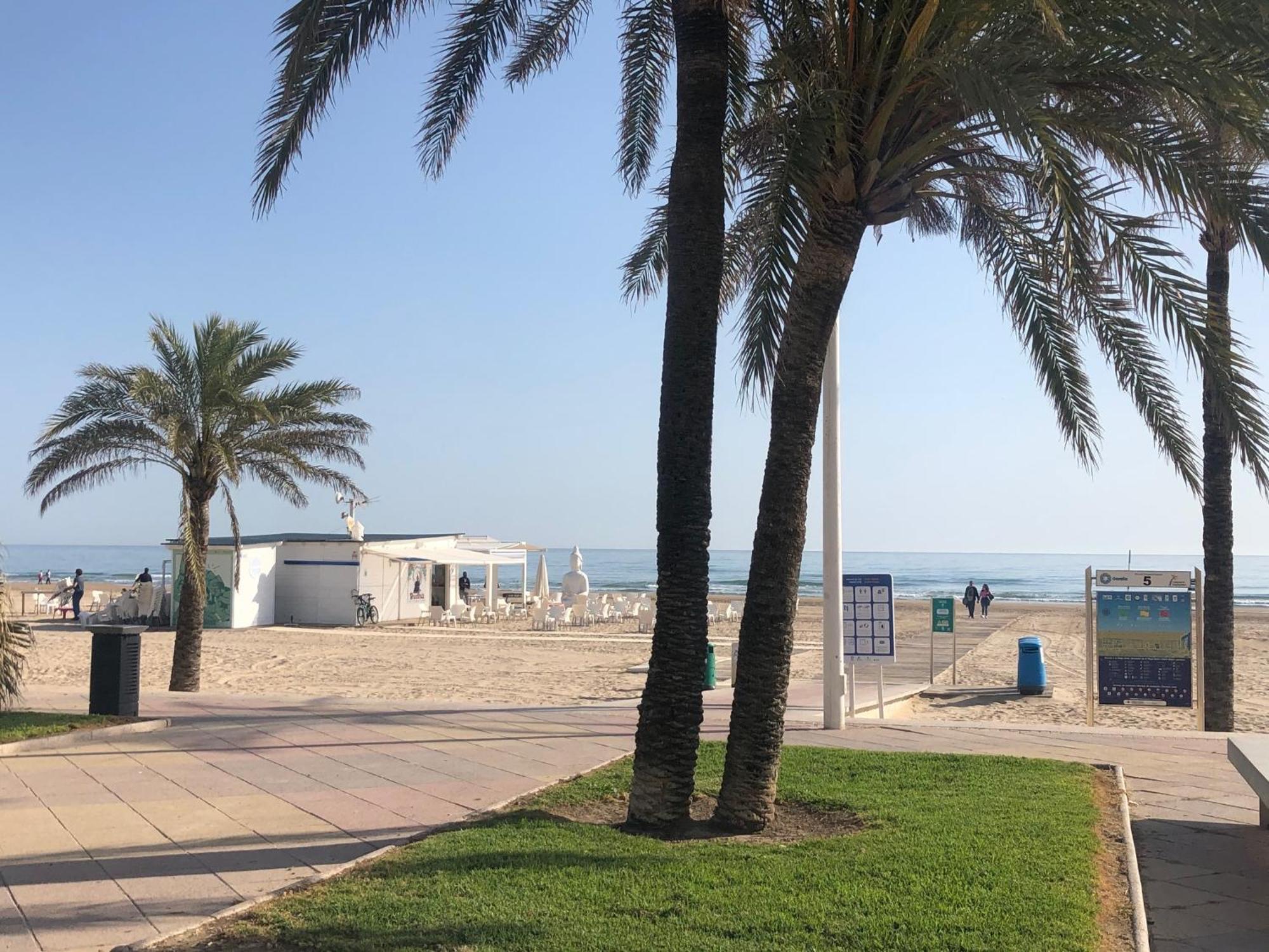 Playa De Gandia 1Ere Ligne El Galeon Apartman Kültér fotó